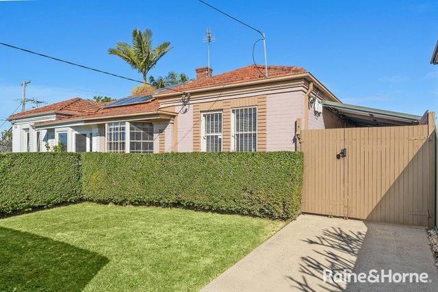 15 Lacey Street, NSW 2217