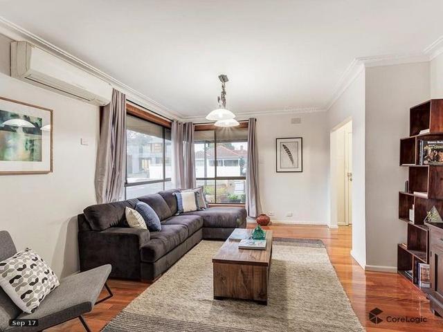 2 Warwick Street, VIC 3165
