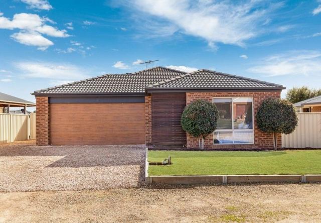 3 Eric Court, VIC 3764