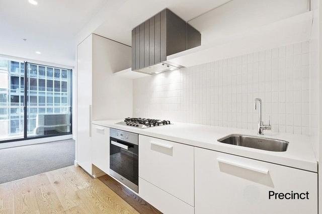 909/35 Albert Road, VIC 3000