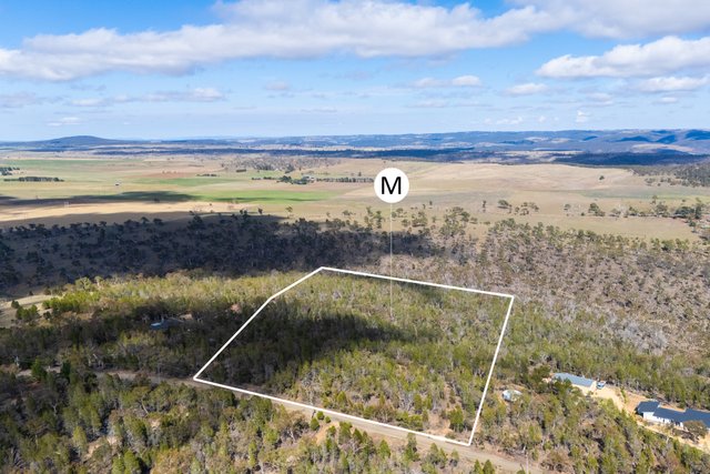 102 Woodlands Drive, NSW 2630