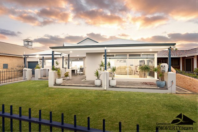 126 Kempton Street, WA 6530