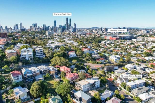 90 Lower Cairns Terrace, QLD 4064