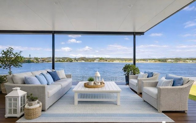 38 Auk Ave, QLD 4220