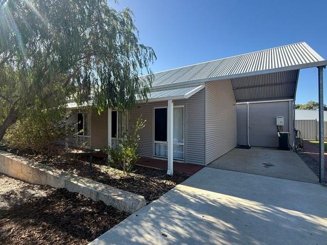 18 Hovea Street, WA 6220