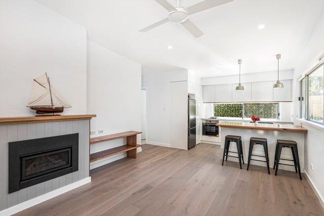 33A Wollstonecraft Avenue, NSW 2107