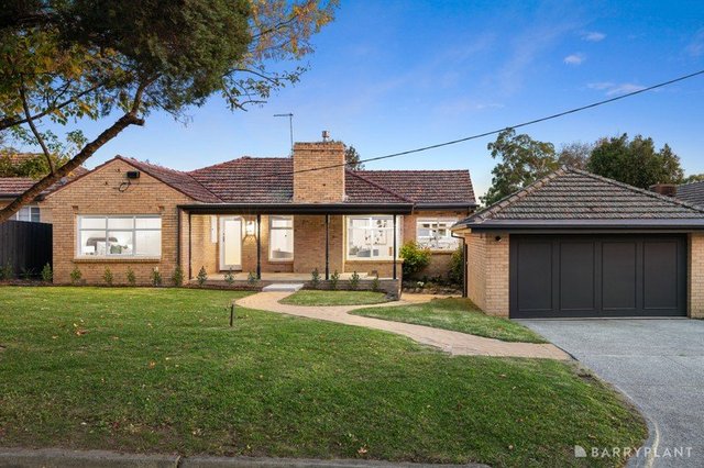 2 The Boulevard, VIC 3135
