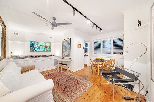 2/21 St Neot Avenue, NSW 2011