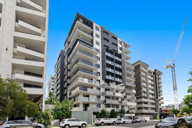 705/21 Carl Street, QLD 4102