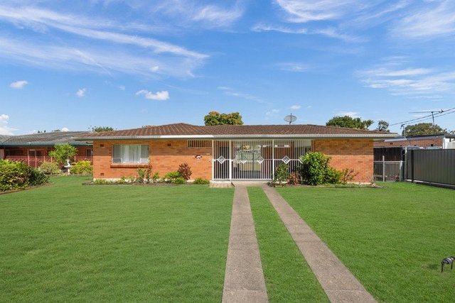 8 Finnerty Street, QLD 4814