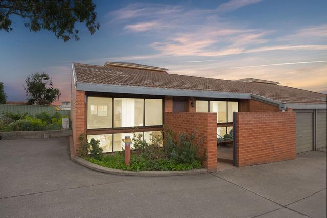 8/15 McKeahnie Street, NSW 2620