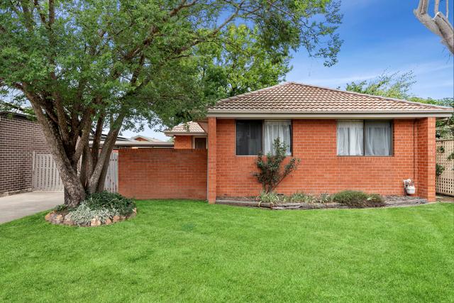 13 Tungun Street, ACT 2604