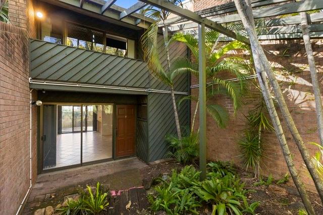 2/142 Carmody Road, QLD 4067