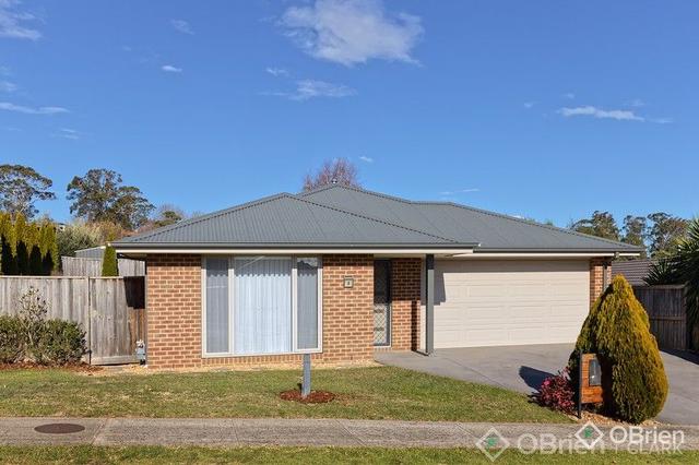 8 Tara Grove, VIC 3818