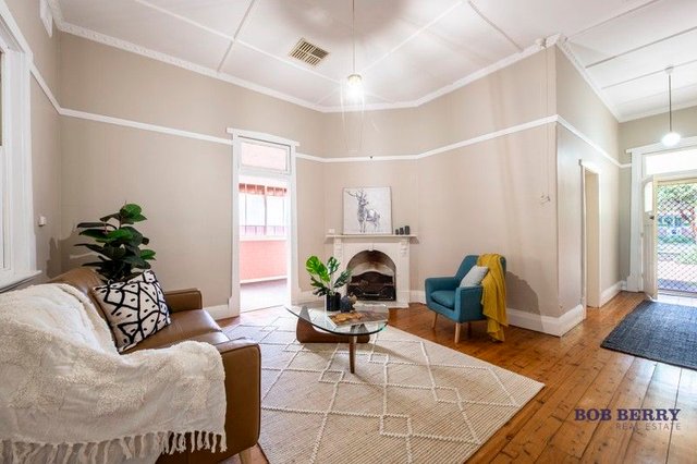 36 Tamworth Street, NSW 2830