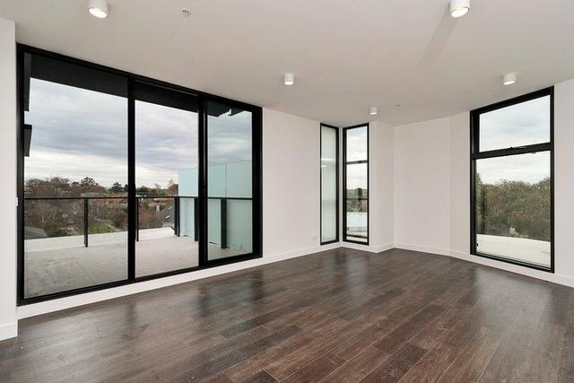3.2/1045 Heidelberg Road, VIC 3079