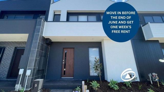 5 Greenhouse Grange, VIC 3809
