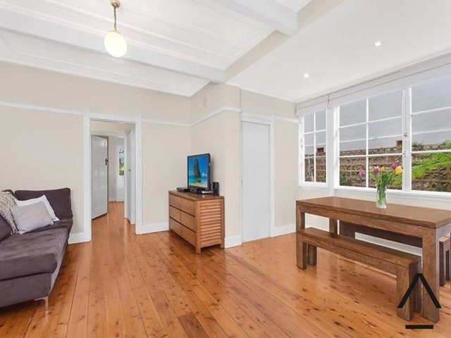 2/85 Undercliff Street, NSW 2089