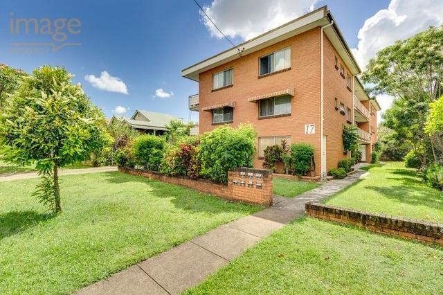 2/17 Napier St, QLD 4007