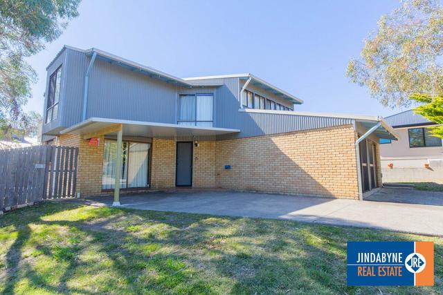 108 Gippsland Street, NSW 2627