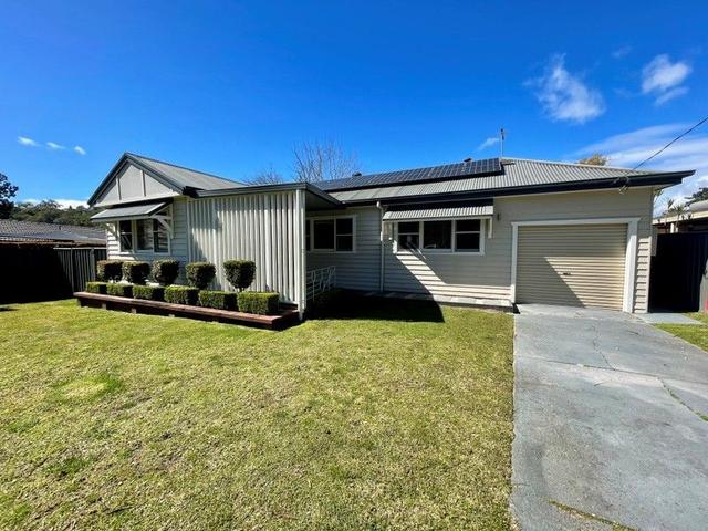 4 Grahame Street, NSW 2774