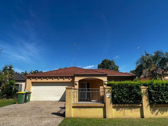 8 Devco Place, QLD 4214