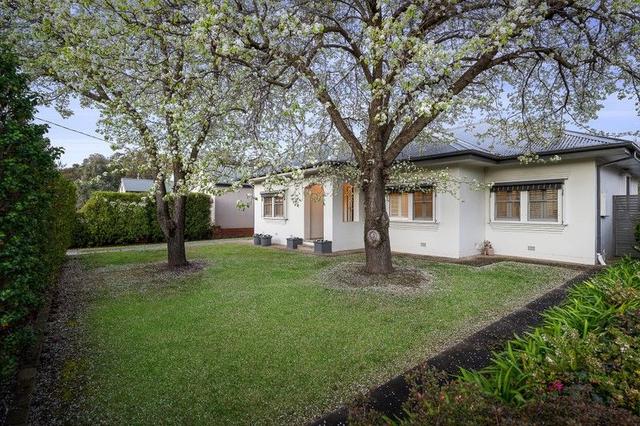 848 St James Crescent, NSW 2640