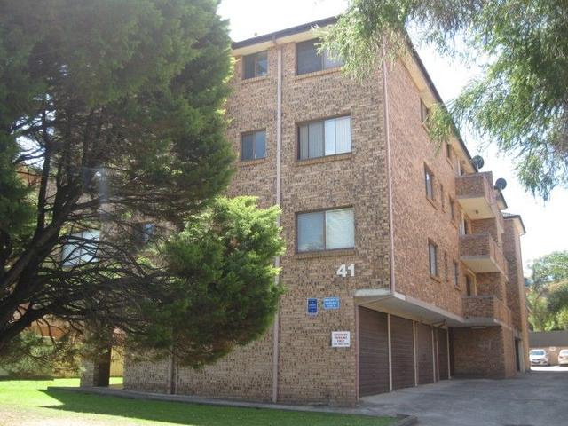 2/41 Campbell Street, NSW 2170
