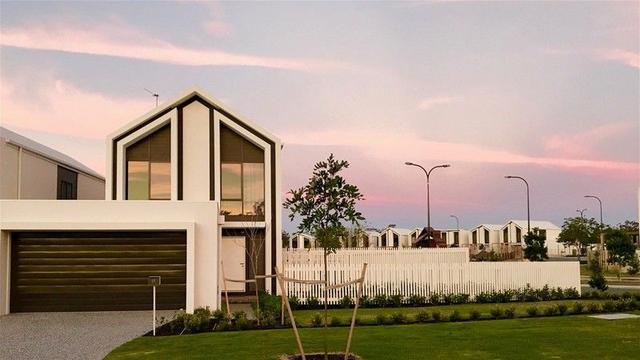 16 Altitude Drive, QLD 4209