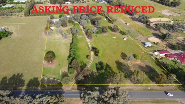 225 Mary Gilmore Way, NSW 2810