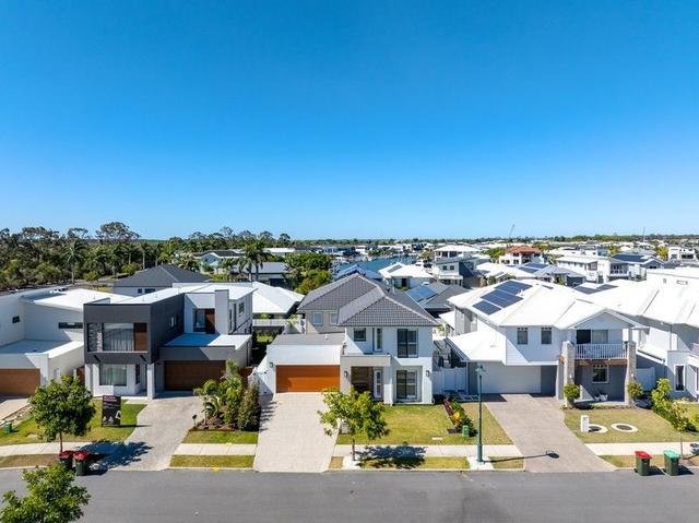 51 Hamilton Drive, QLD 4208