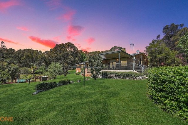2 Don Peters Place, NSW 2800
