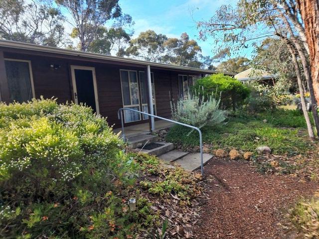 28 First Avenue, WA 6323