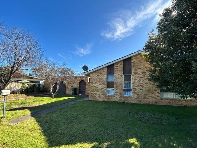 3 Dandaloo St, NSW 2340