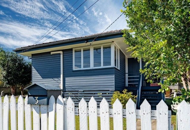 3 Lawson Street, QLD 4114