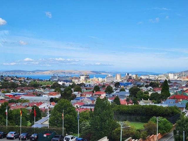 204/431 Elizabeth Street, TAS 7000