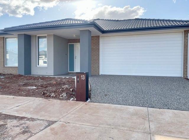 13 Arabian Avenue, VIC 3336
