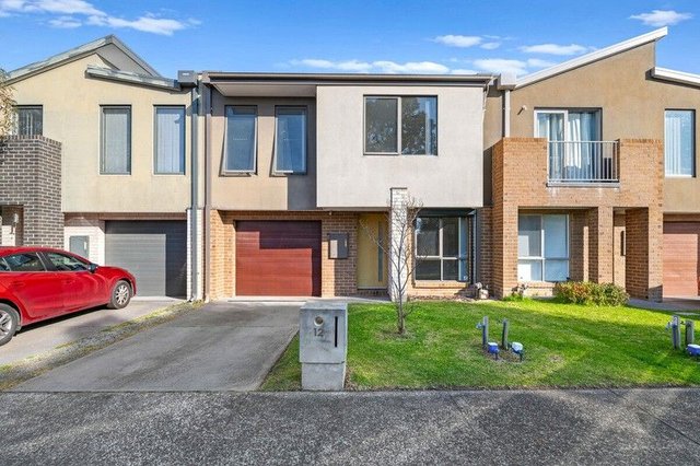 12 Bluestone Street, VIC 3810