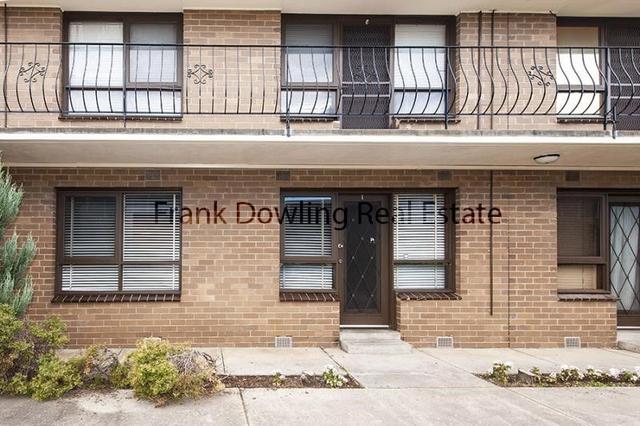 3/2 Sturt St, VIC 3040