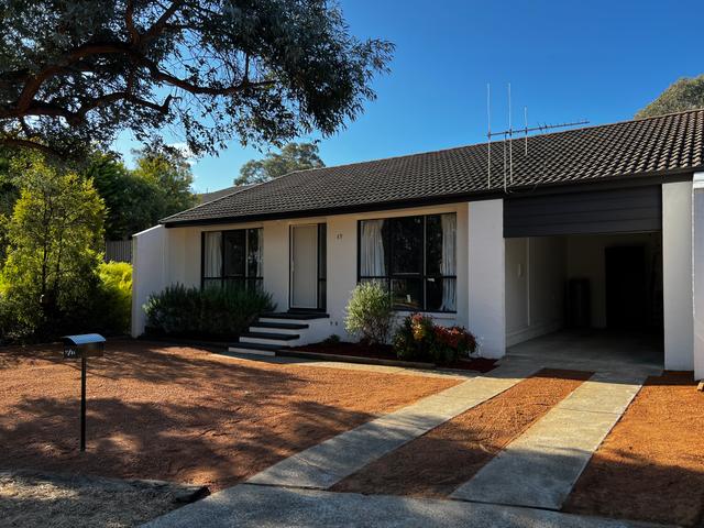 17/31 Moyes Cres, ACT 2615