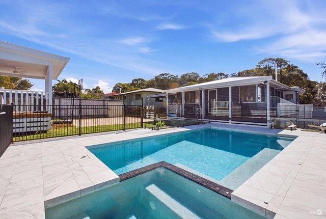 13 Henzell Street, QLD 4020