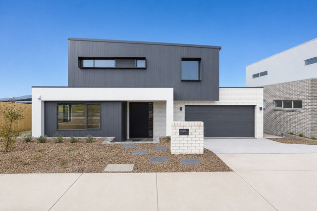 6 Hartshorn Crescent, ACT 2611