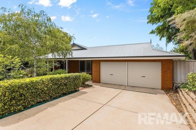 9 Stockton Place, NSW 2650