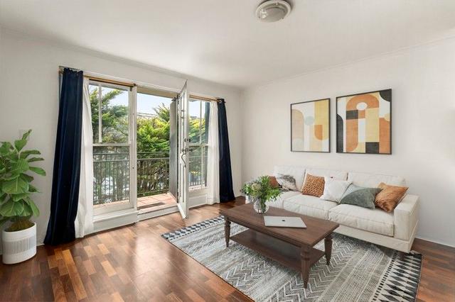 2/42 Eastbourne Street, VIC 3181