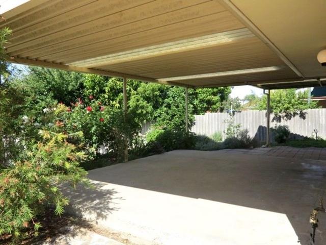 11A Glinis Court, WA 6148