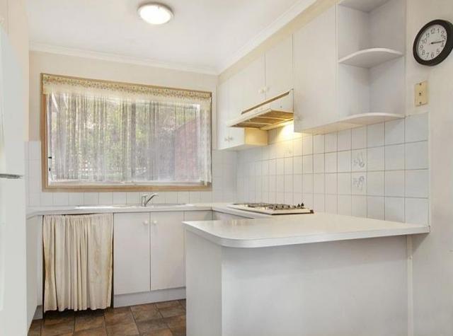 2/6-8 Rolls Court, VIC 3150