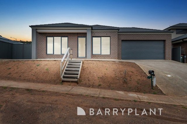 8 Valentina Drive, VIC 3340