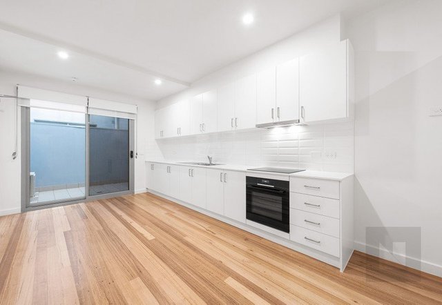3/98 Nicholson Street, VIC 3011