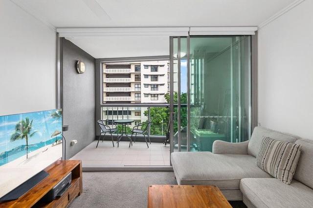10412/8 Harbour Road, QLD 4007