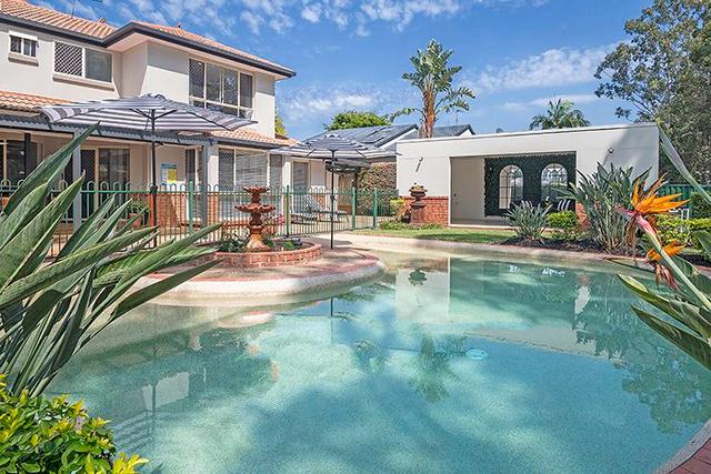 12 Greg Norman  Crescent, QLD 4214